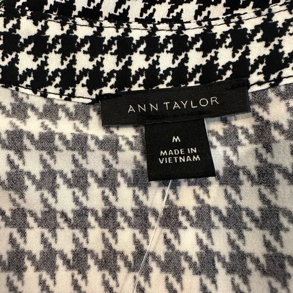 Ann Taylor Black & White Popover Houndstooth Blouse sz M NWT $65 - Picture 7 of 10